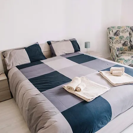 Guesthost - Borgo Filadelfia * Torino