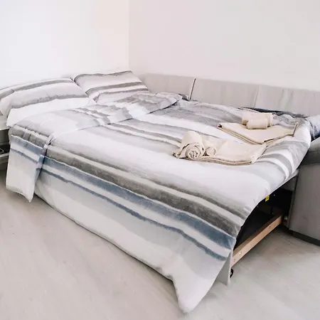 Guesthost - Borgo Filadelfia Appartamento Torino