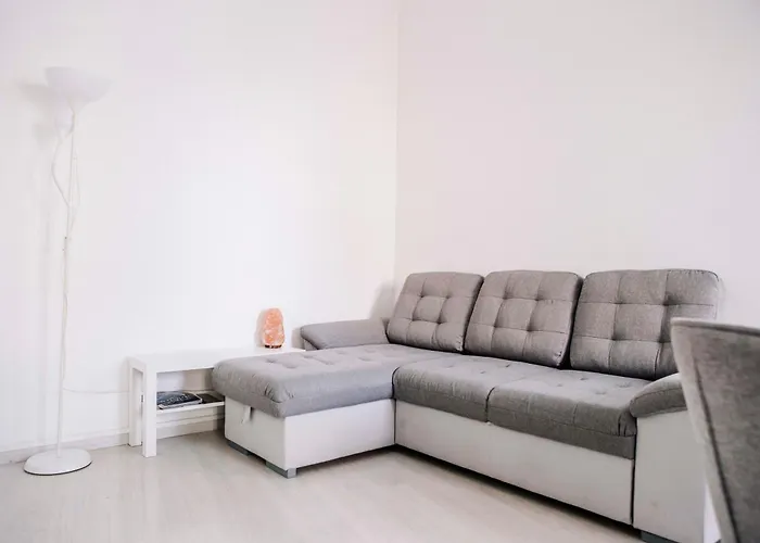 Guesthost - Borgo Filadelfia