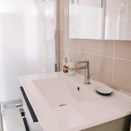 Guesthost - Borgo Filadelfia Apartman